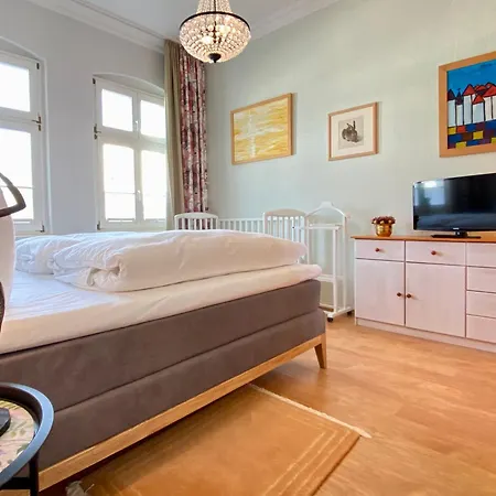 App. Melusine Im Gartenhaus Elisabeth Апартаменты *